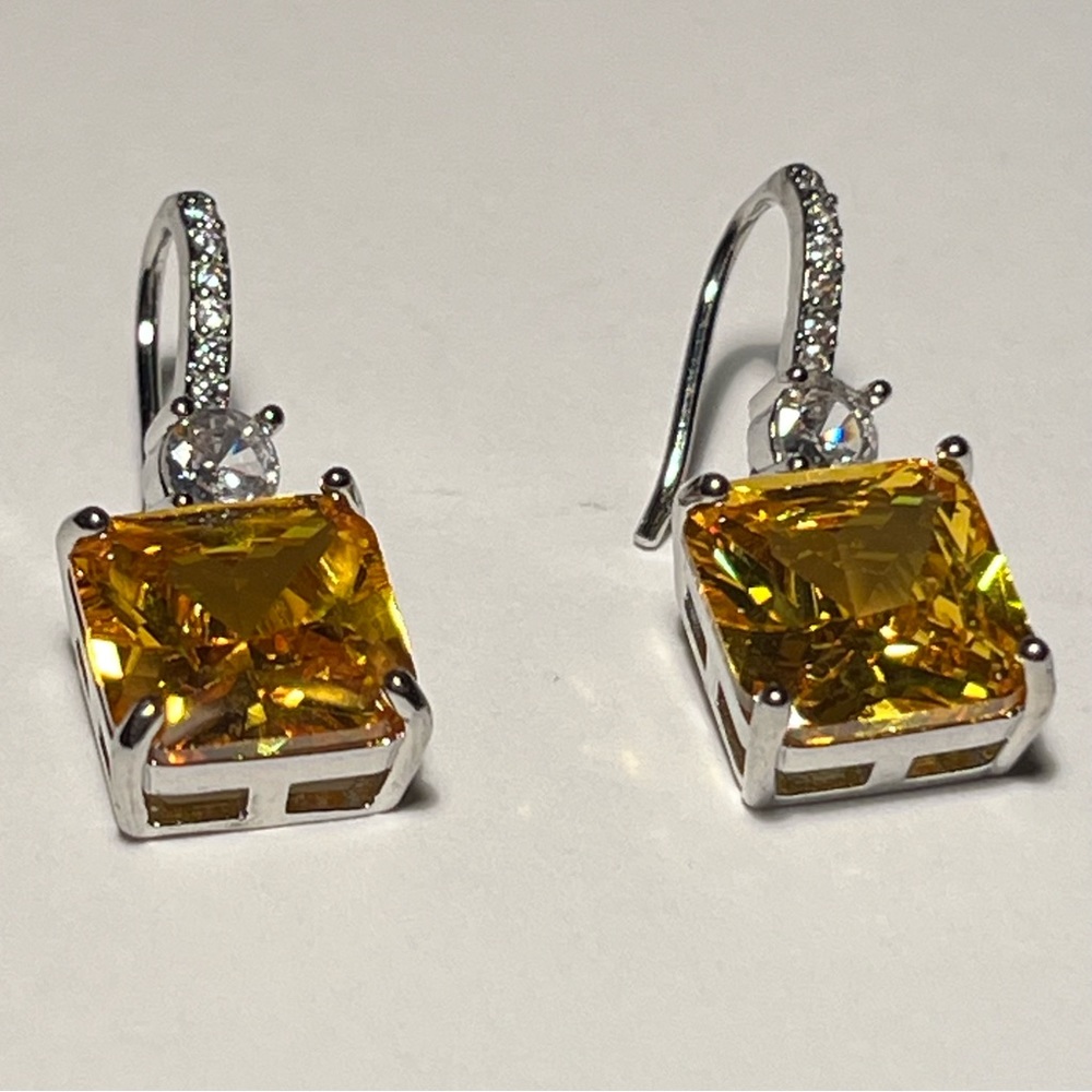 Exquisite Citrine Earrings - Picture 7 of 10